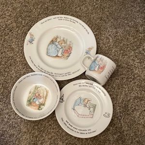 Peter rabbit dish set